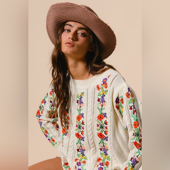 Ivory embroidered stitched floral flower long sleeve boho bohemian chic sweater - Picture 7 of 11
